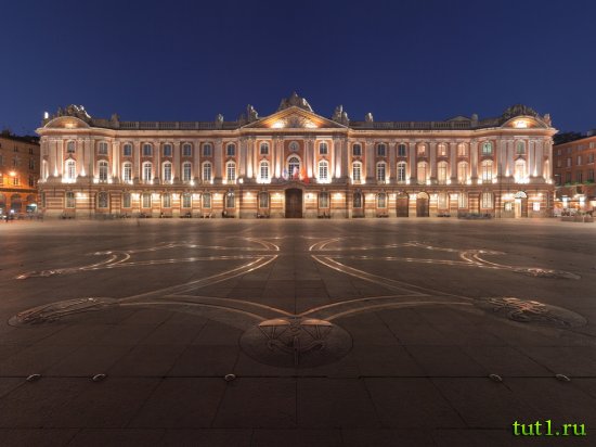 Капитолий Тулузы