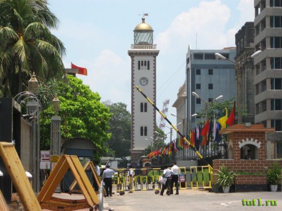 Коломбо - часовая башня