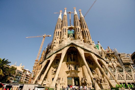 Собор Святого Семейства в Барселоне — Испания