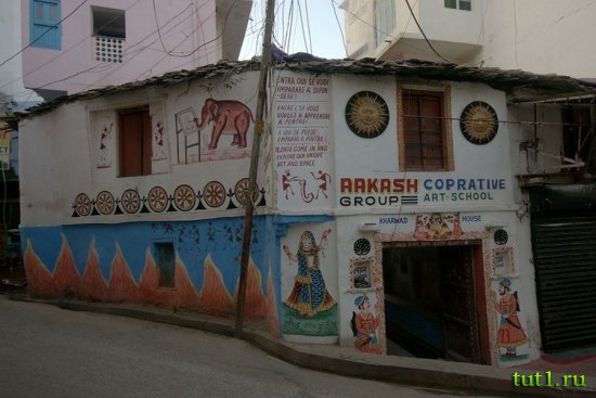 Удайпур - фрески на стенах