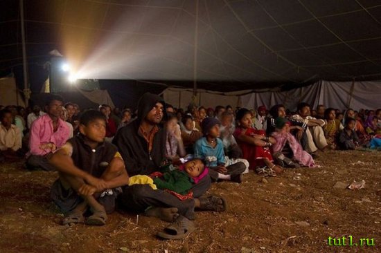 Индийское кино - передвижные кинотеатры