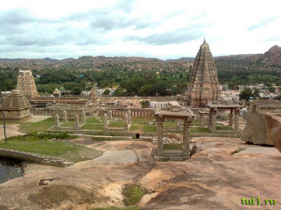 Хампи и руины Виджиянагар - Индия