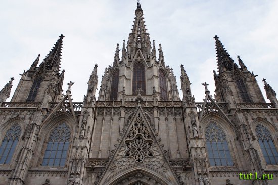 Кафедральный Собор Святого Креста и Святой Евлалии - Барселона