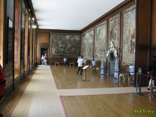 Дворец Хэмптон-Корт - Англия