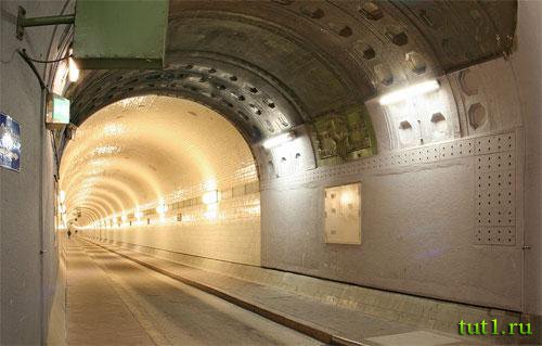 Гамбург - тоннель через Эльбу