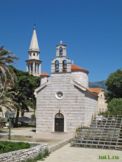 Будва - храм Святой Троицы