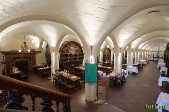 Ресторан Бремер Ратскеллер (Bremer Ratskeller) — Бремен