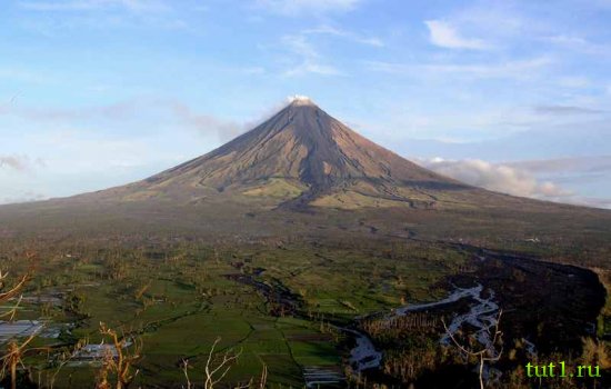 Филиппинские острова - вулкан Майон