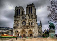 Париж - собор Парижской Богоматери