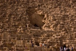 Пирамида Хеопса - вход